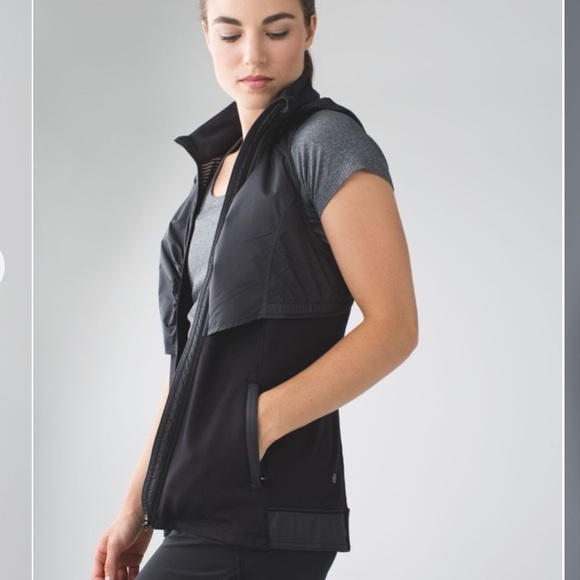 lululemon athletica Black Vest - Picture 2 of 8